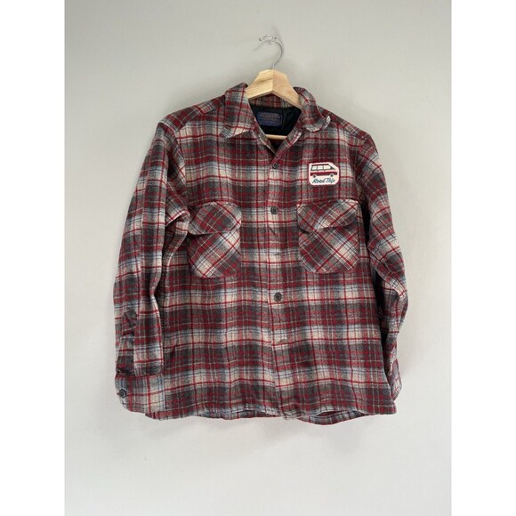 wool vintage pendleton shirt size L , fits M with cute patch - Picture 1 of 5